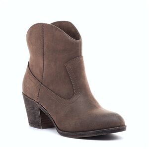 Rocket Dog : size : 8.5 : chocolate brown ‘soundoff’ western ankle boots booties